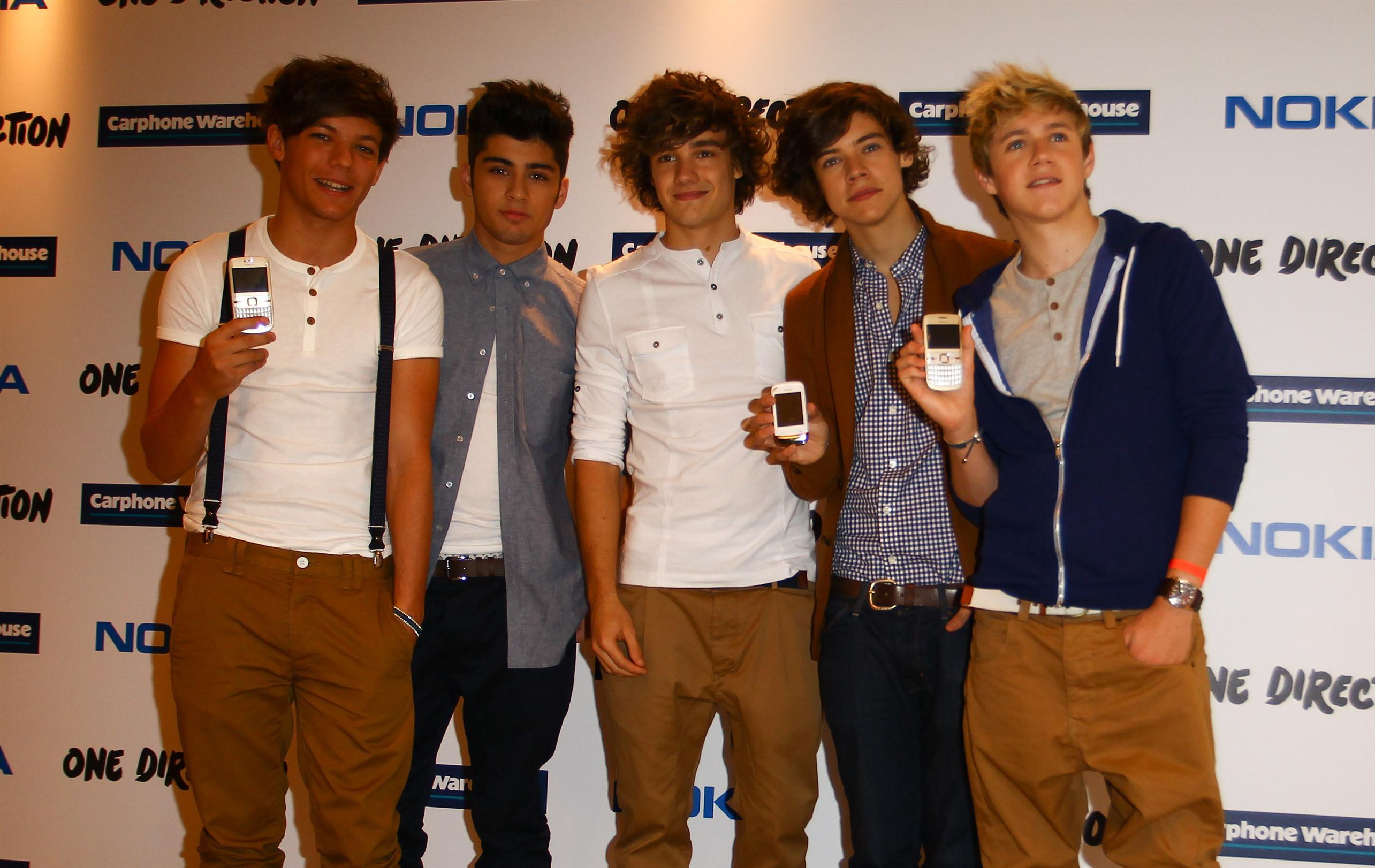 'One Direction' at a phone launch at Carphone Warehouse - Photos | Picture 101246